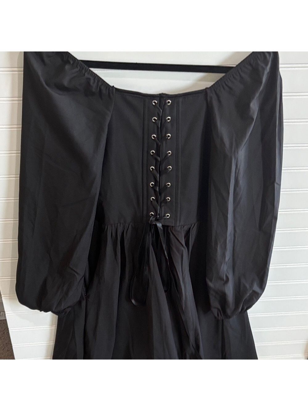 Elegant Black Long Sleeve Dress - Picture 6 of 6